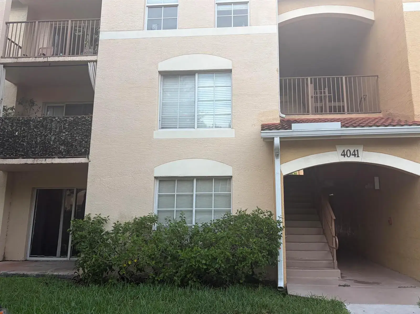 4041 San Marino Boulevard # 105, West Palm Beach FL 33409