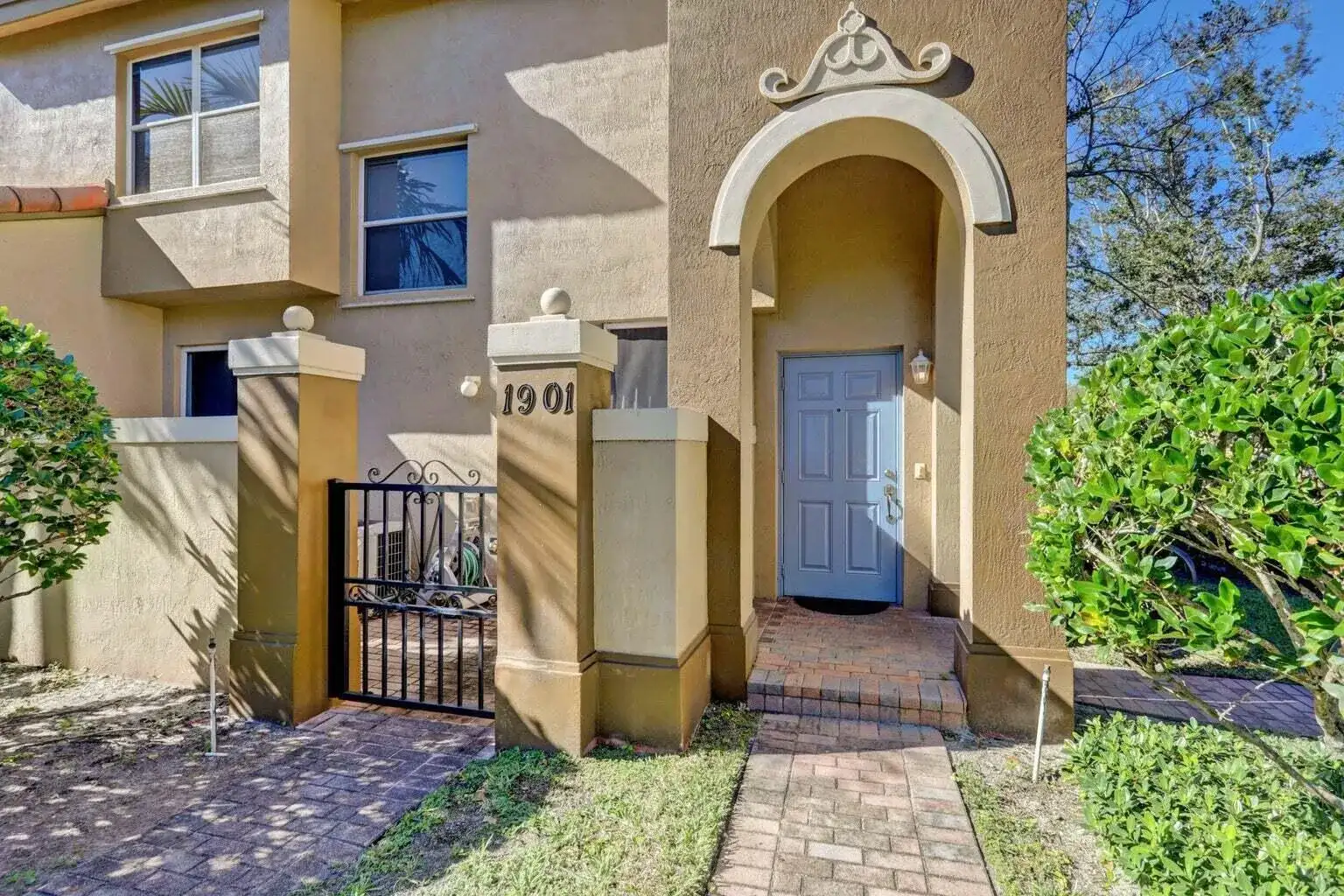 6550 Morgan Hill Trail # 1901, Royal Palm Beach FL 33411 photo 2