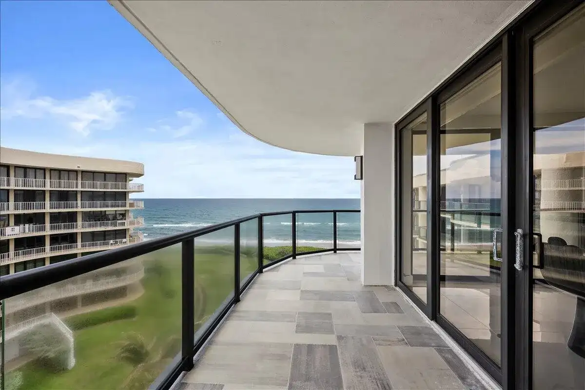 3440 S Ocean Boulevard, Palm Beach FL 33480 photo 2