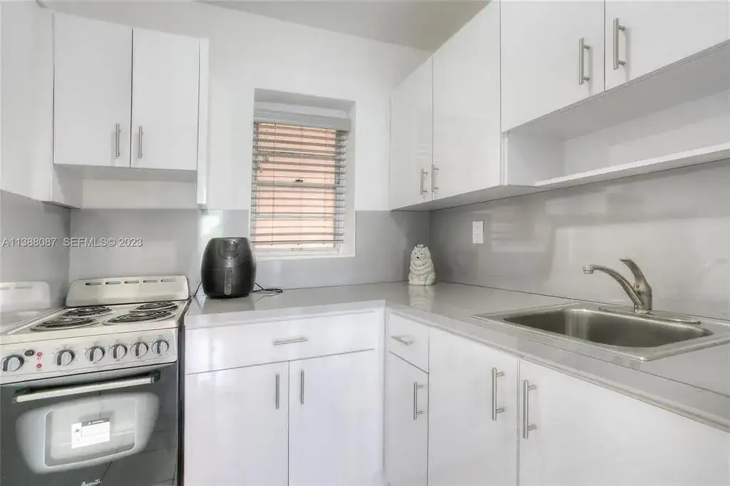 10907 N Kendall Drive # 427, FL 33176 photo 5