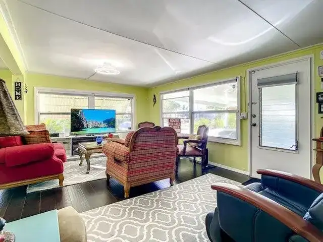 4215 MEADOW VIEW Drive, Boynton Beach FL 33436 photo 4