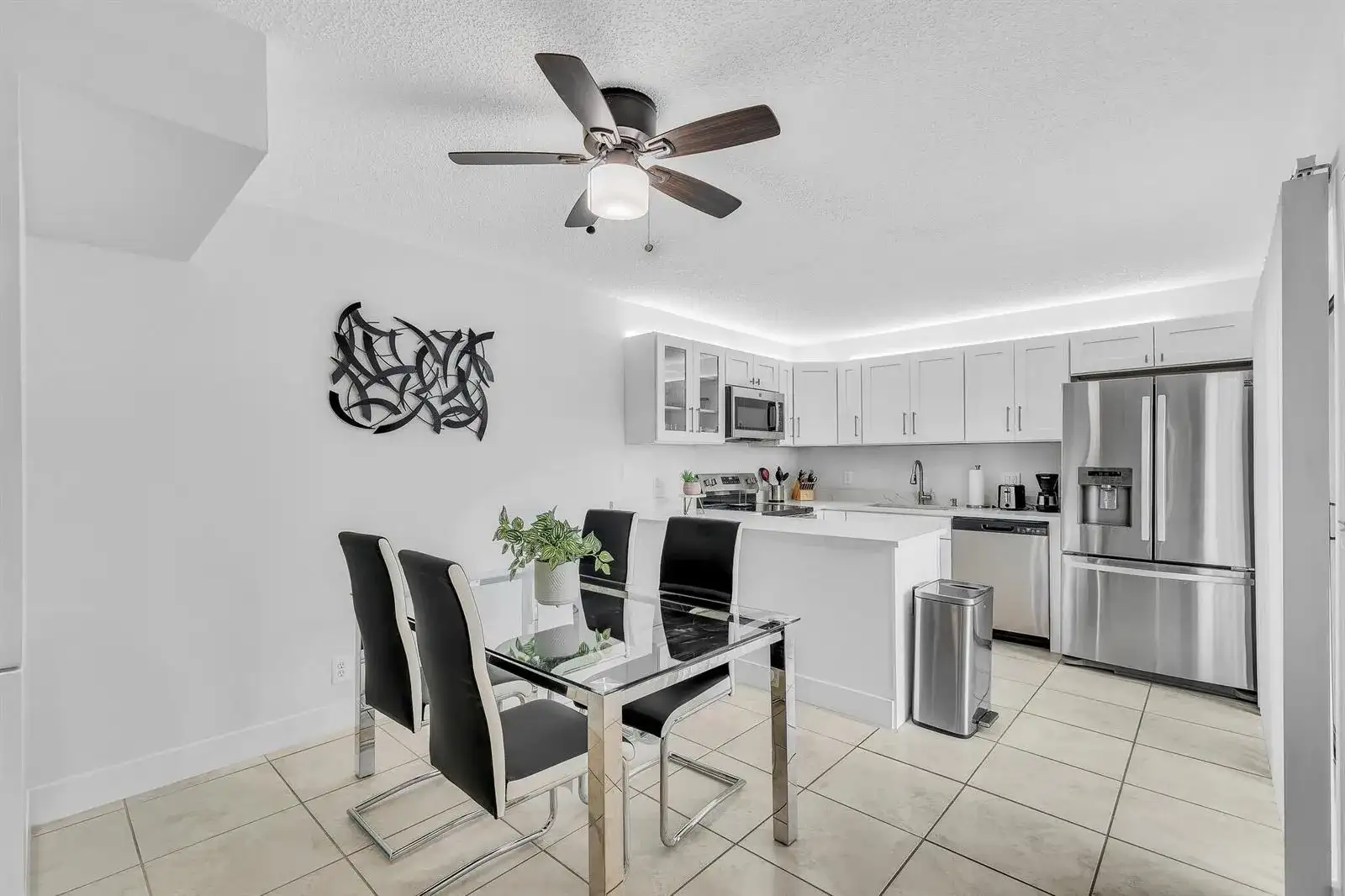 2228 WHITE PINE Circle # A, FL 33415 photo 4