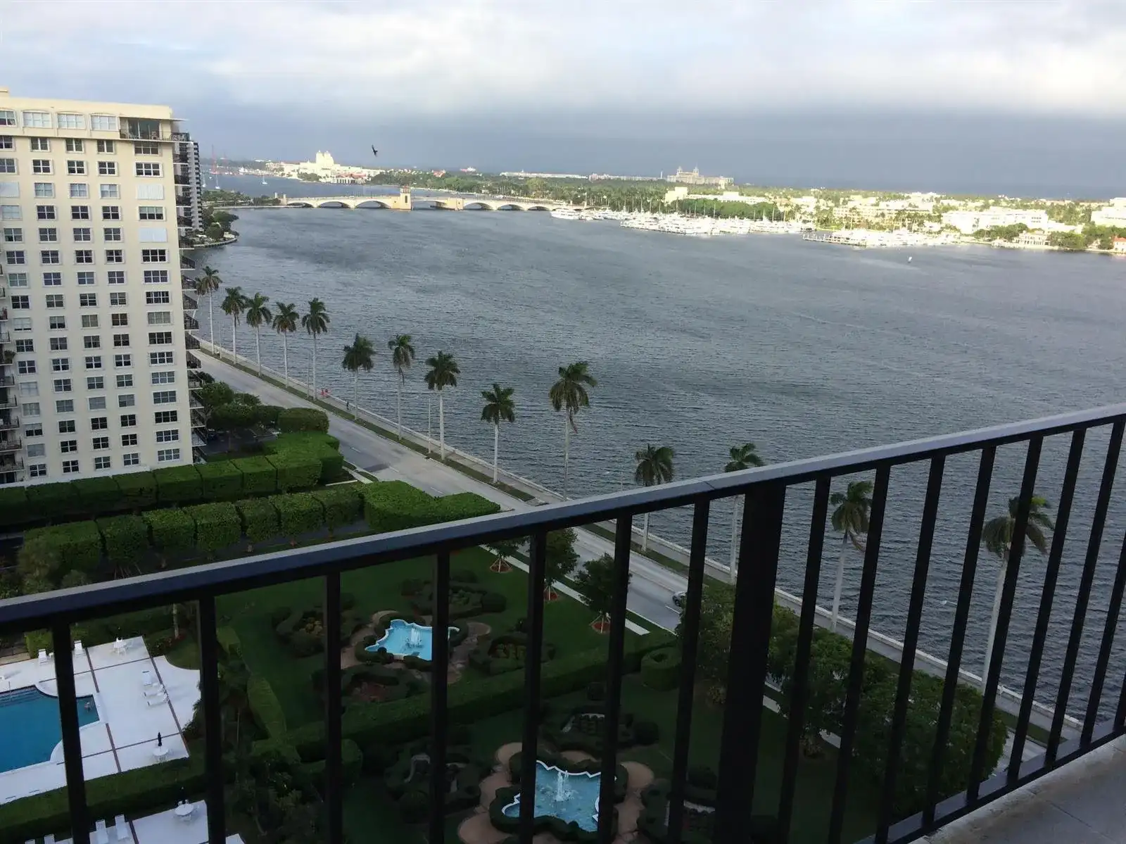 1801 S Flagler Drive # 1805, West Palm Beach FL 33401