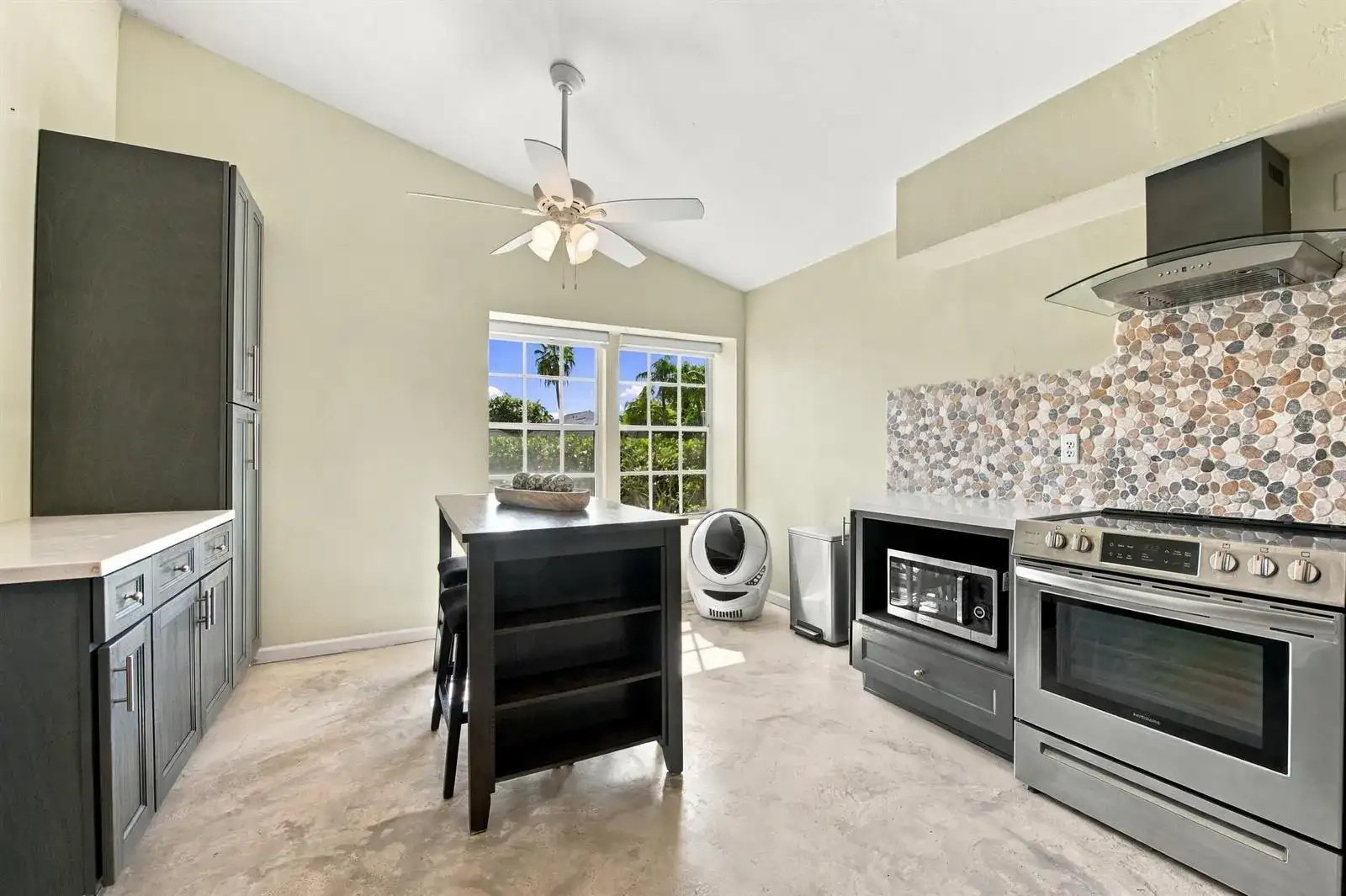 14 HEATHER TRACE Drive, Boynton Beach FL 33436 photo 5