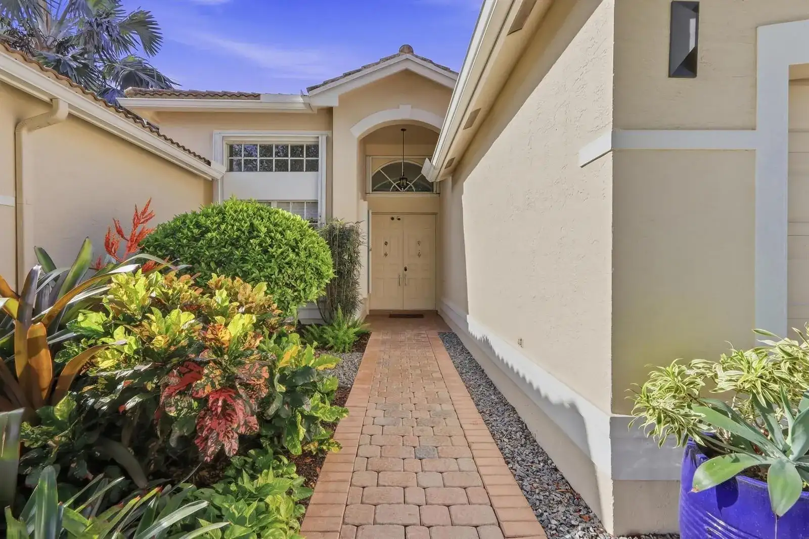 11649 Pamplona Boulevard, Boynton Beach FL 33437 photo 2