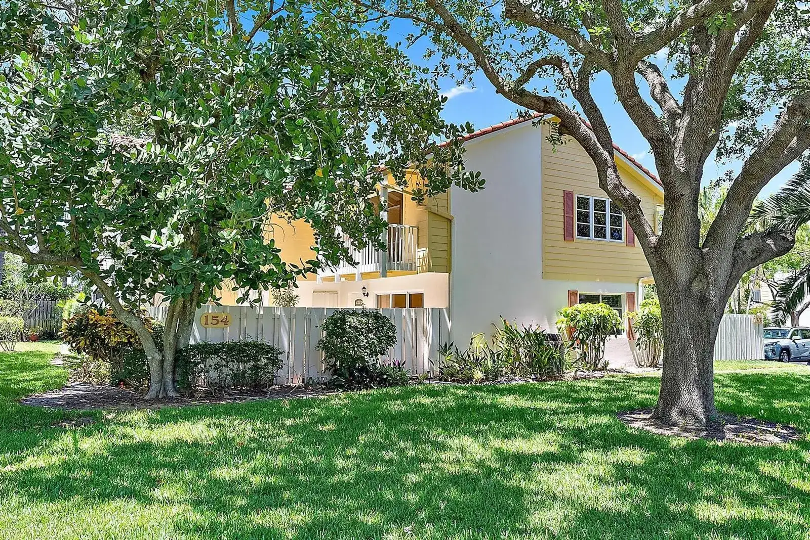 154 Seabreeze Circle, Jupiter FL 33477 photo 2