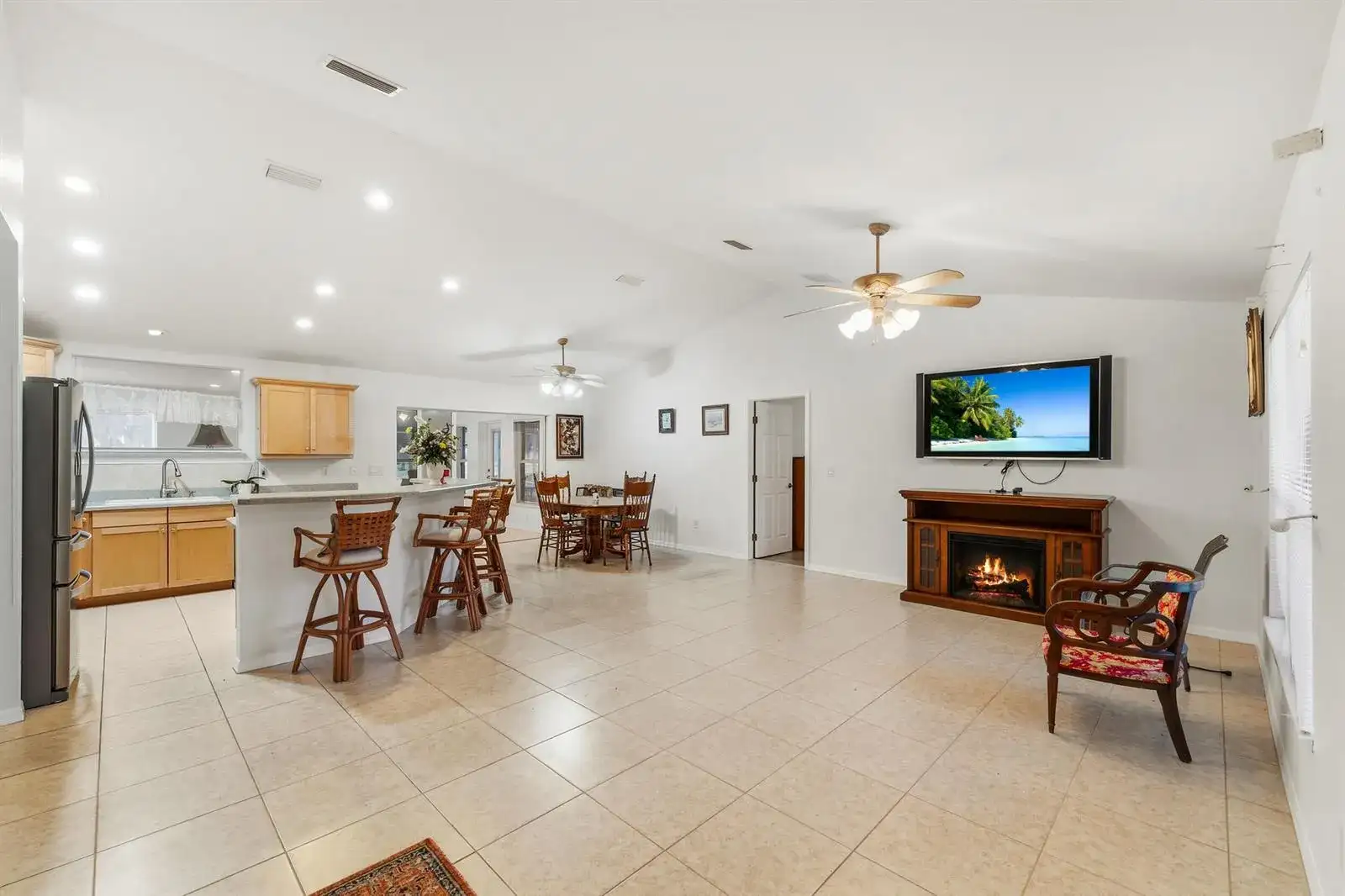 3613 OAKVIEW Drive, Sebring FL 33876 photo 3