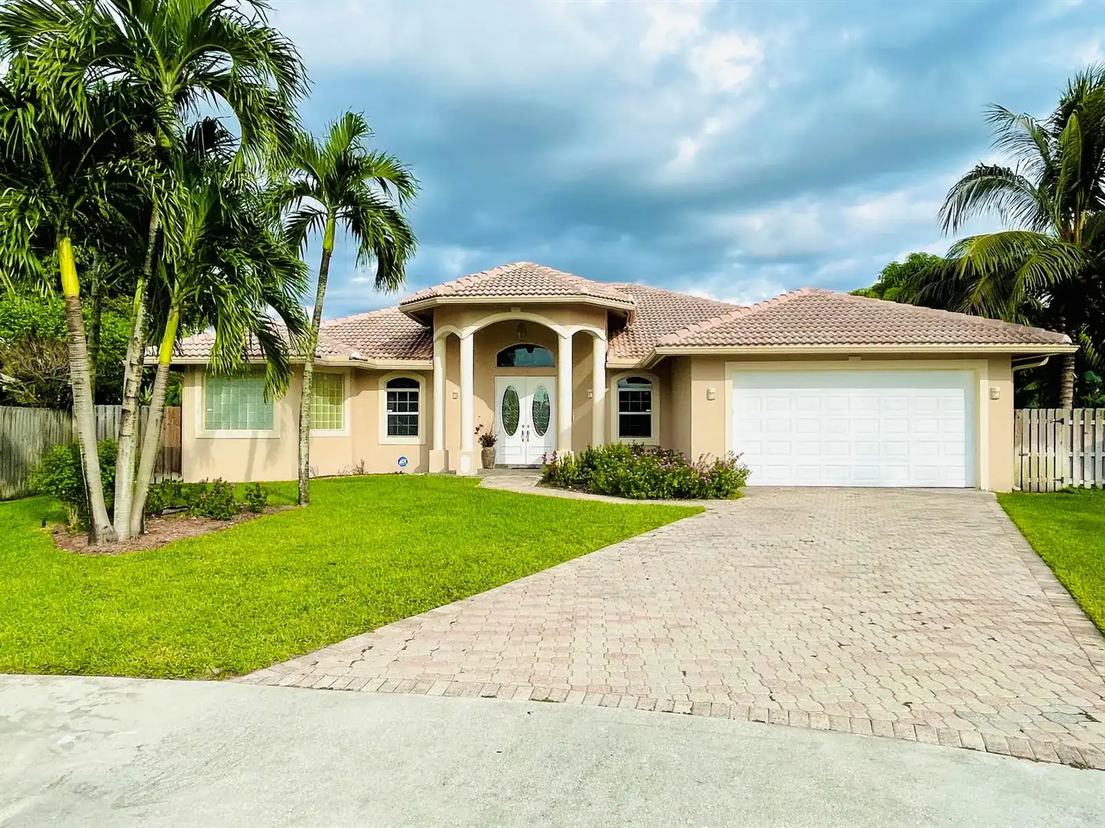 13620 FOLKESTONE Court W, Wellington FL 33414