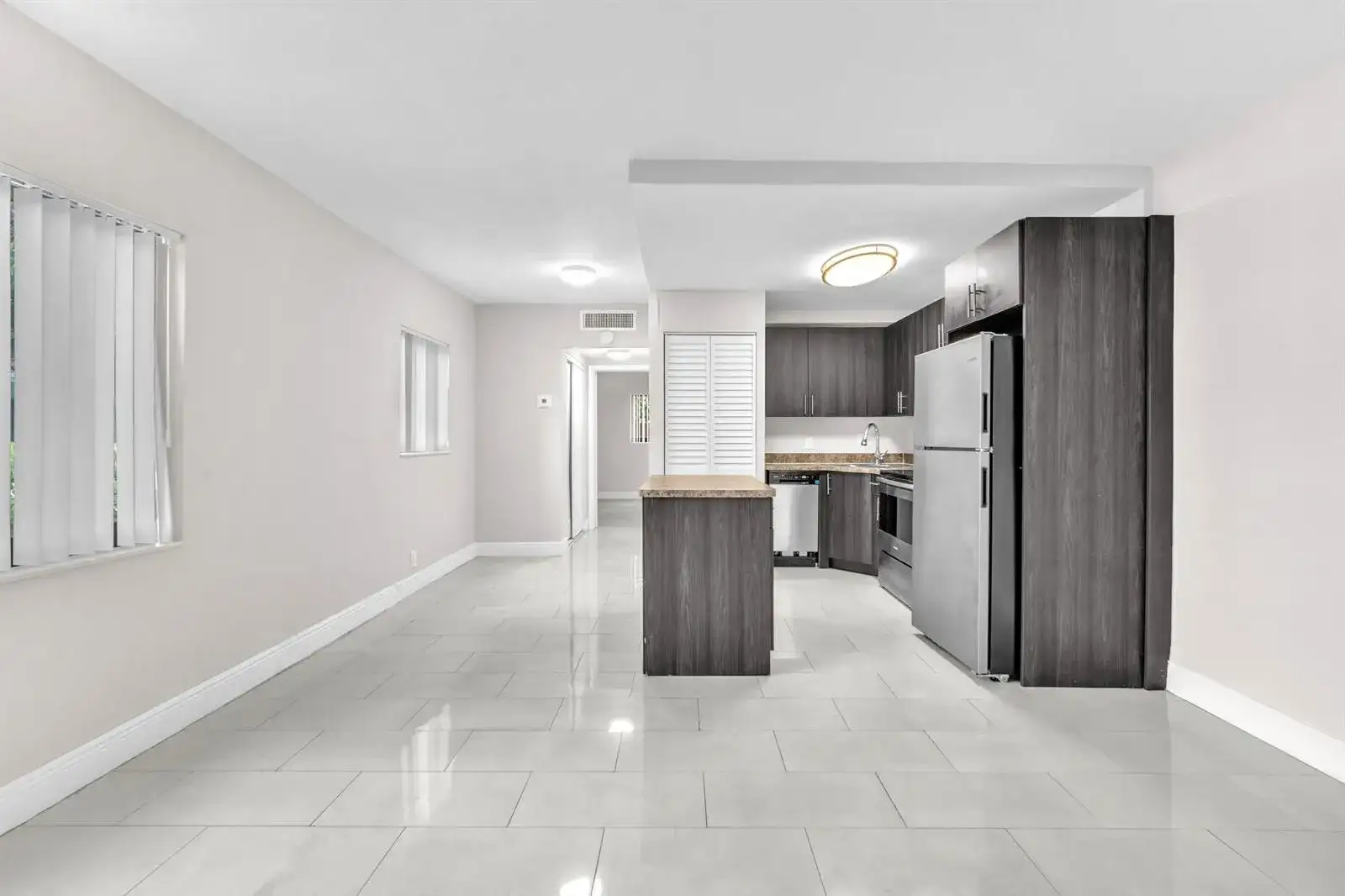 520 NE 45th Street, Boca Raton FL 33431 photo 4