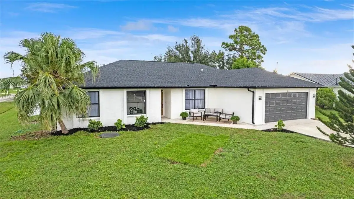 2291 SW Jay Avenue, Port St. Lucie FL 34953