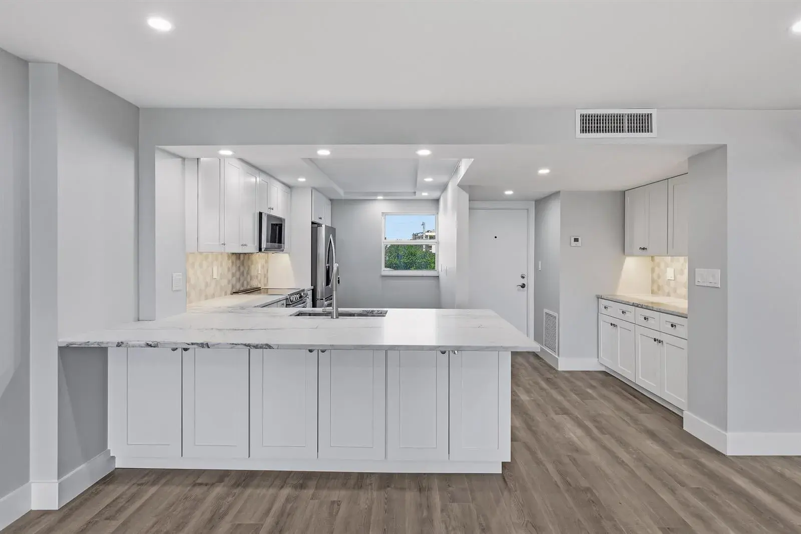1012 N OCEAN Boulevard # 202, Pompano Beach FL 33062