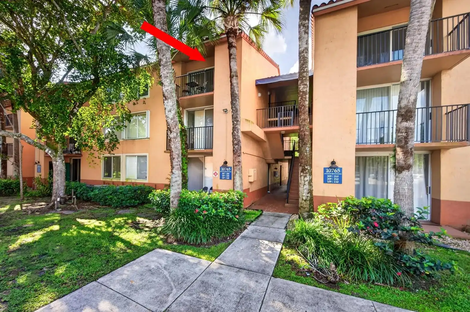 10765 CLEARY Boulevard # 307, Plantation FL 33324