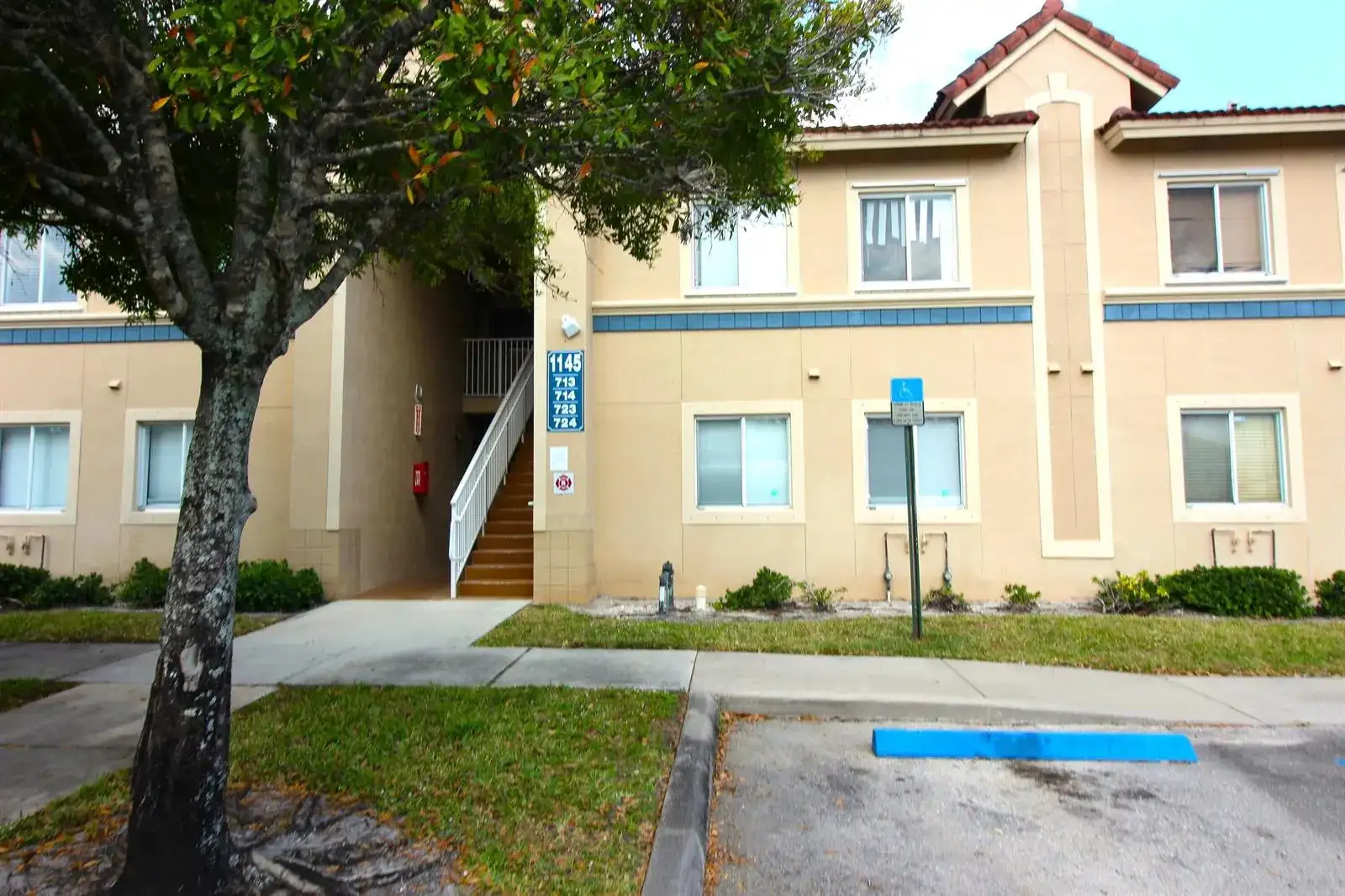 1145 Golden Lakes Boulevard # 723, West Palm Beach FL 33411 photo 5