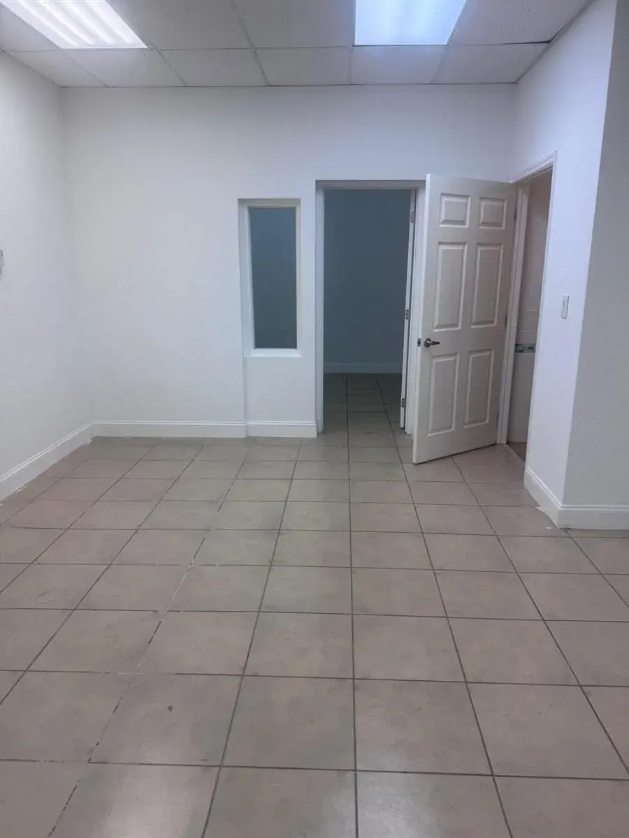 2412 N Dixie Highway # 2412, Wilton Manors FL 33305