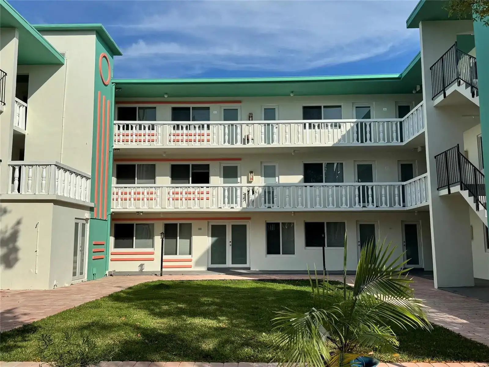 1857 Jefferson Street # 302, Hollywood FL 33020