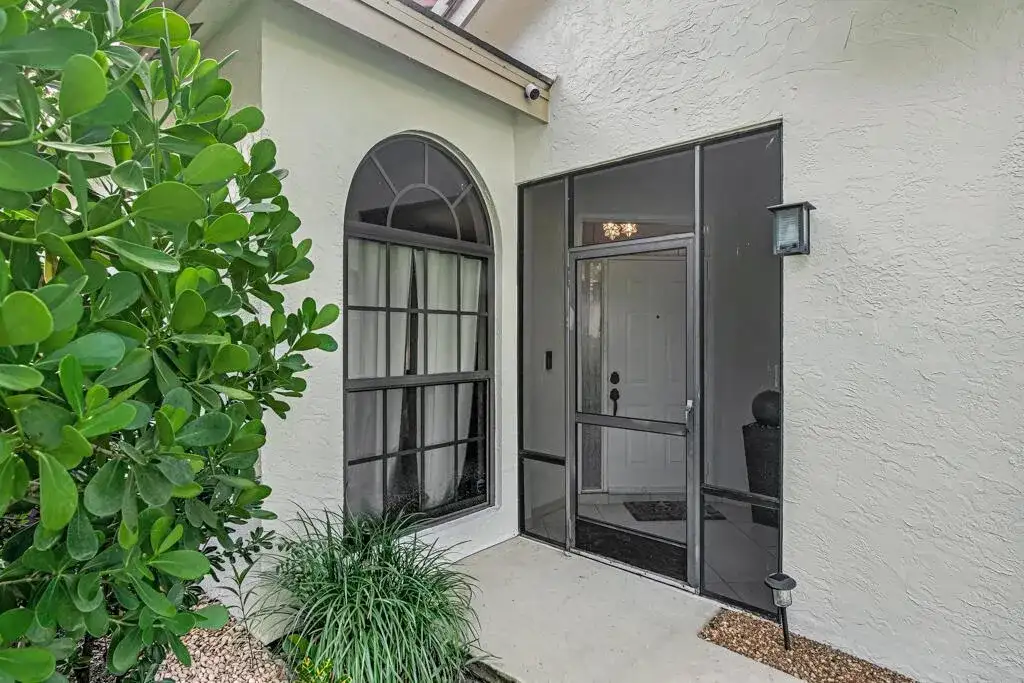 165 SHERWOOD FOREST Drive, Delray Beach FL 33445 photo 5