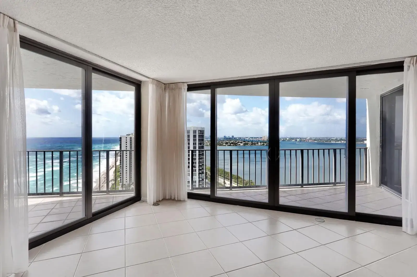 5420 N OCEAN Drive # 2404, Singer Island FL 33404