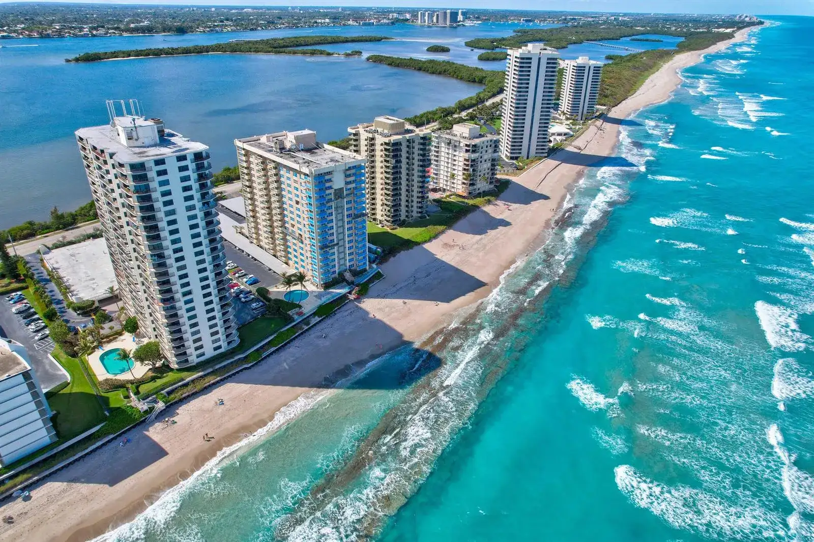5420 N OCEAN Drive # 2404, Singer Island FL 33404 photo 3
