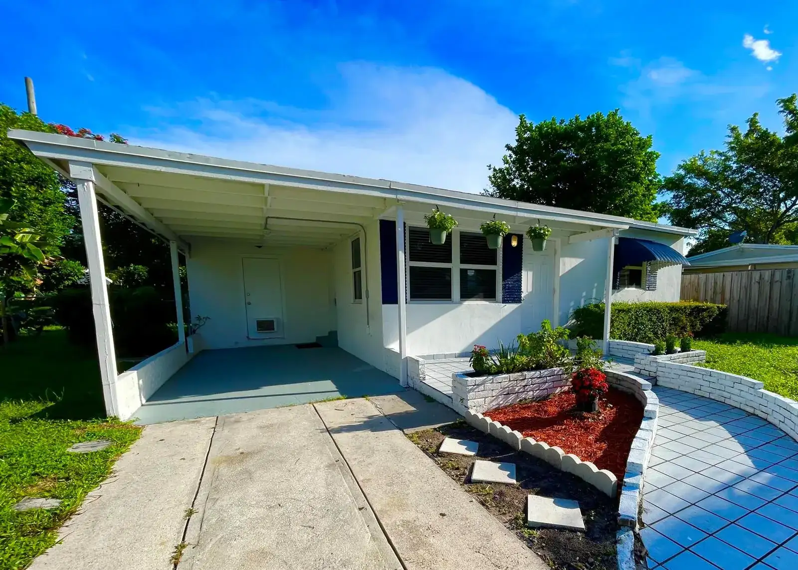 1481 NE 27TH Street, Pompano Beach FL 33064 photo 2