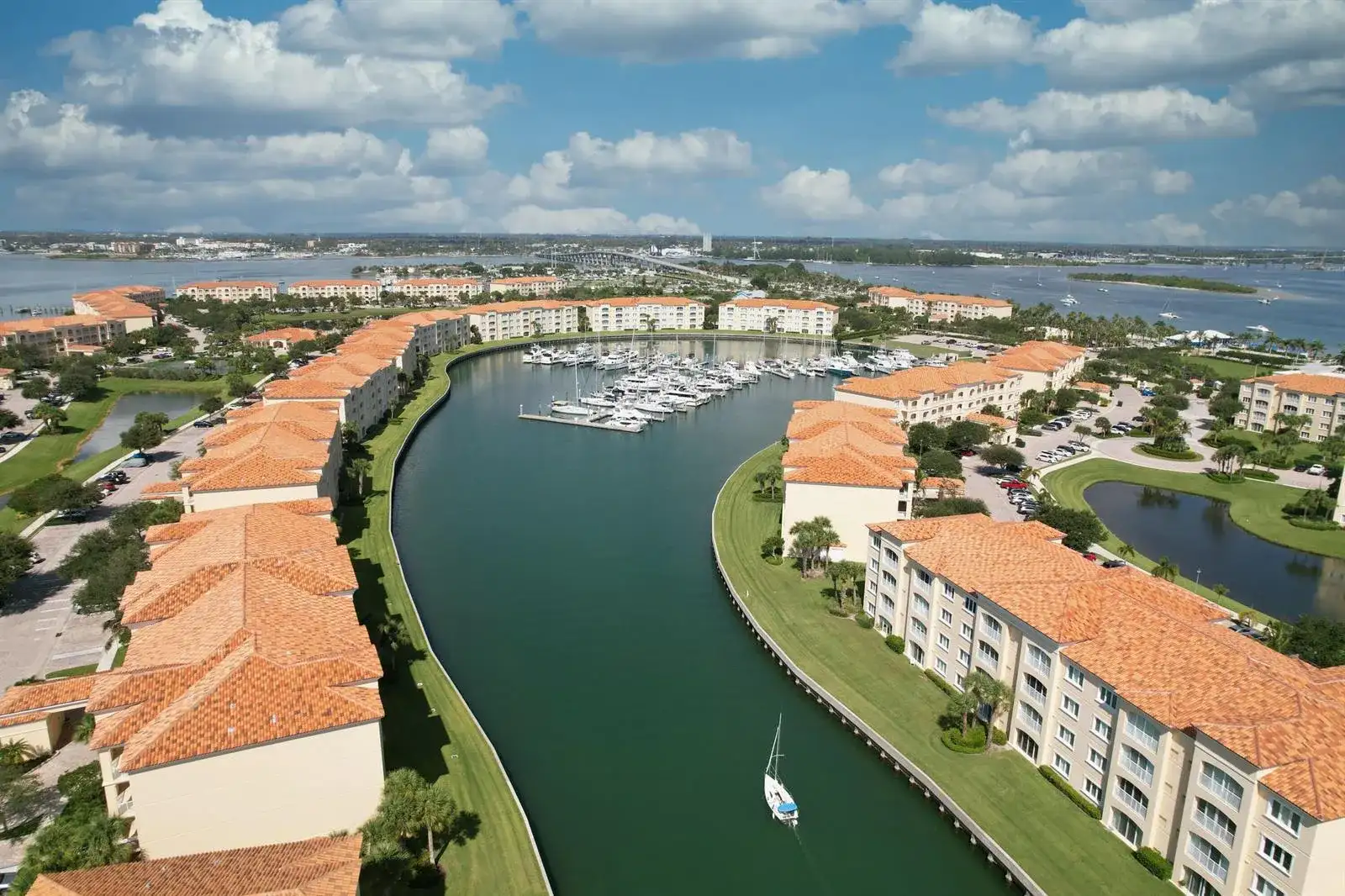 34 Harbour Isle Drive W # 204, Fort Pierce FL 34949 photo 3