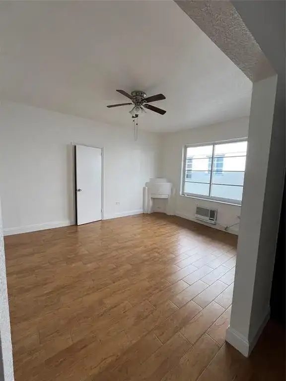1120 Pennsylvania Avenue # 104, Miami Beach FL 33139 photo 4