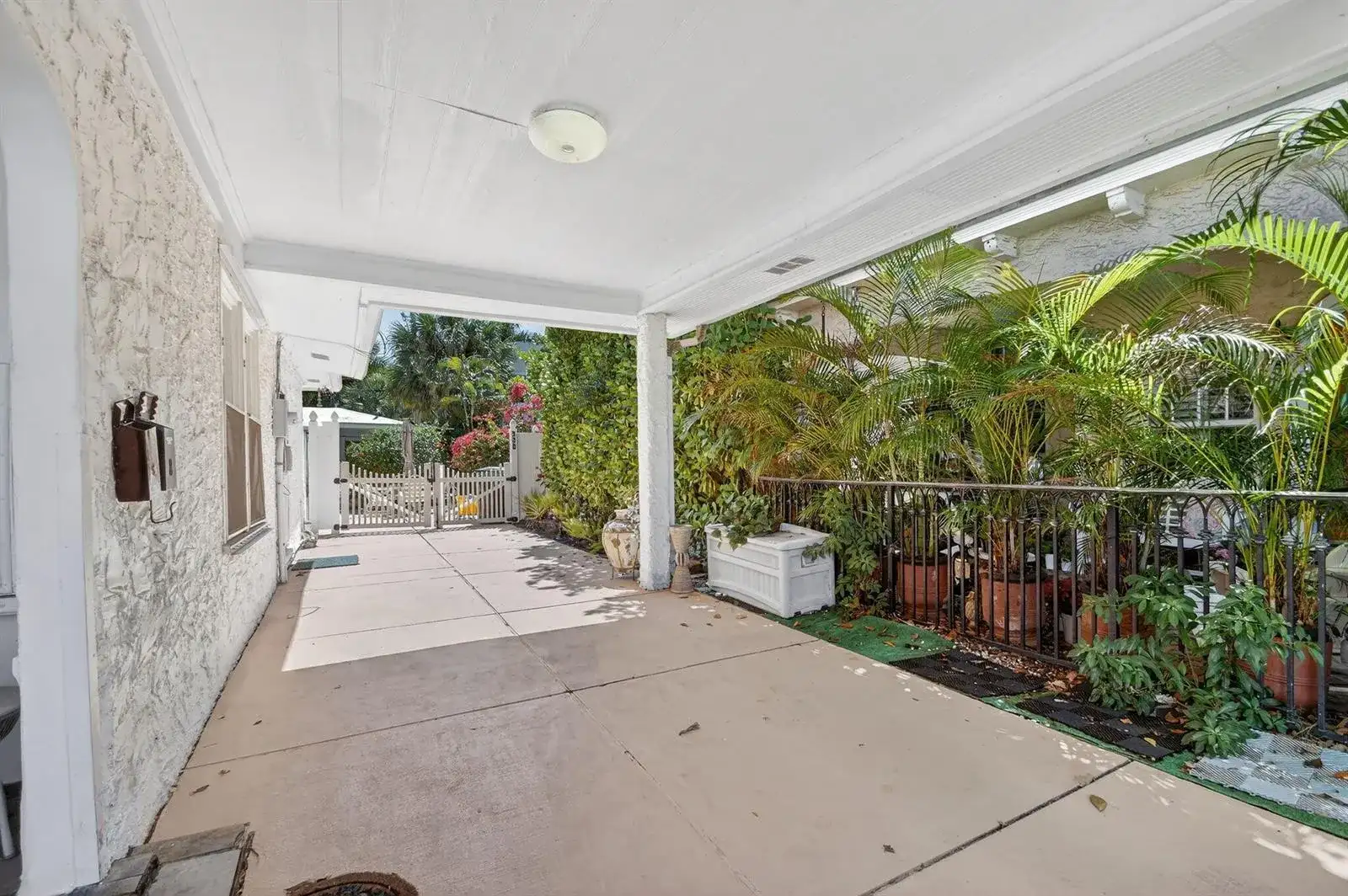328 Monroe Drive, West Palm Beach FL 33405 photo 5