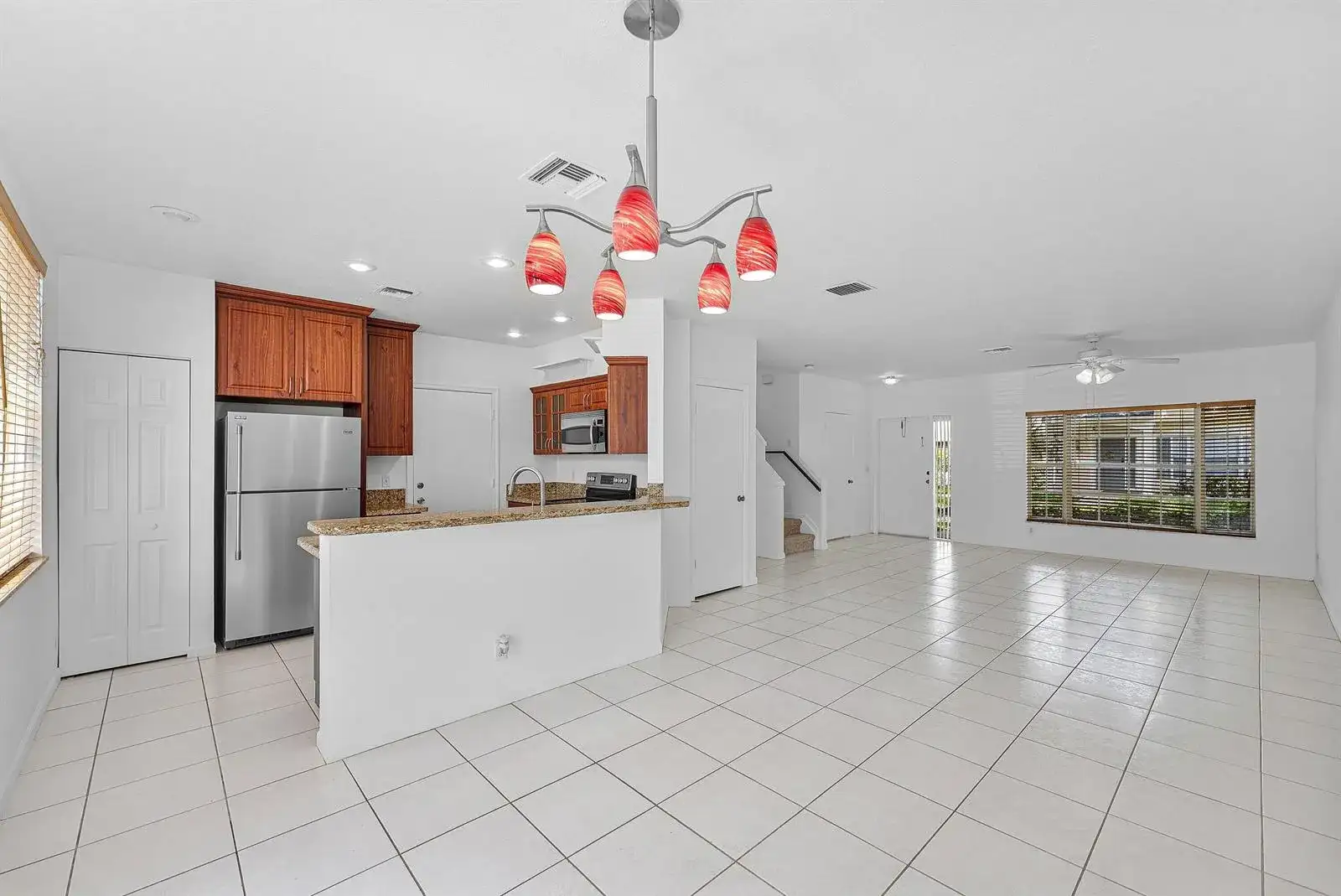 11031 PERIWINKLE Lane, Tamarac FL 33321 photo 5