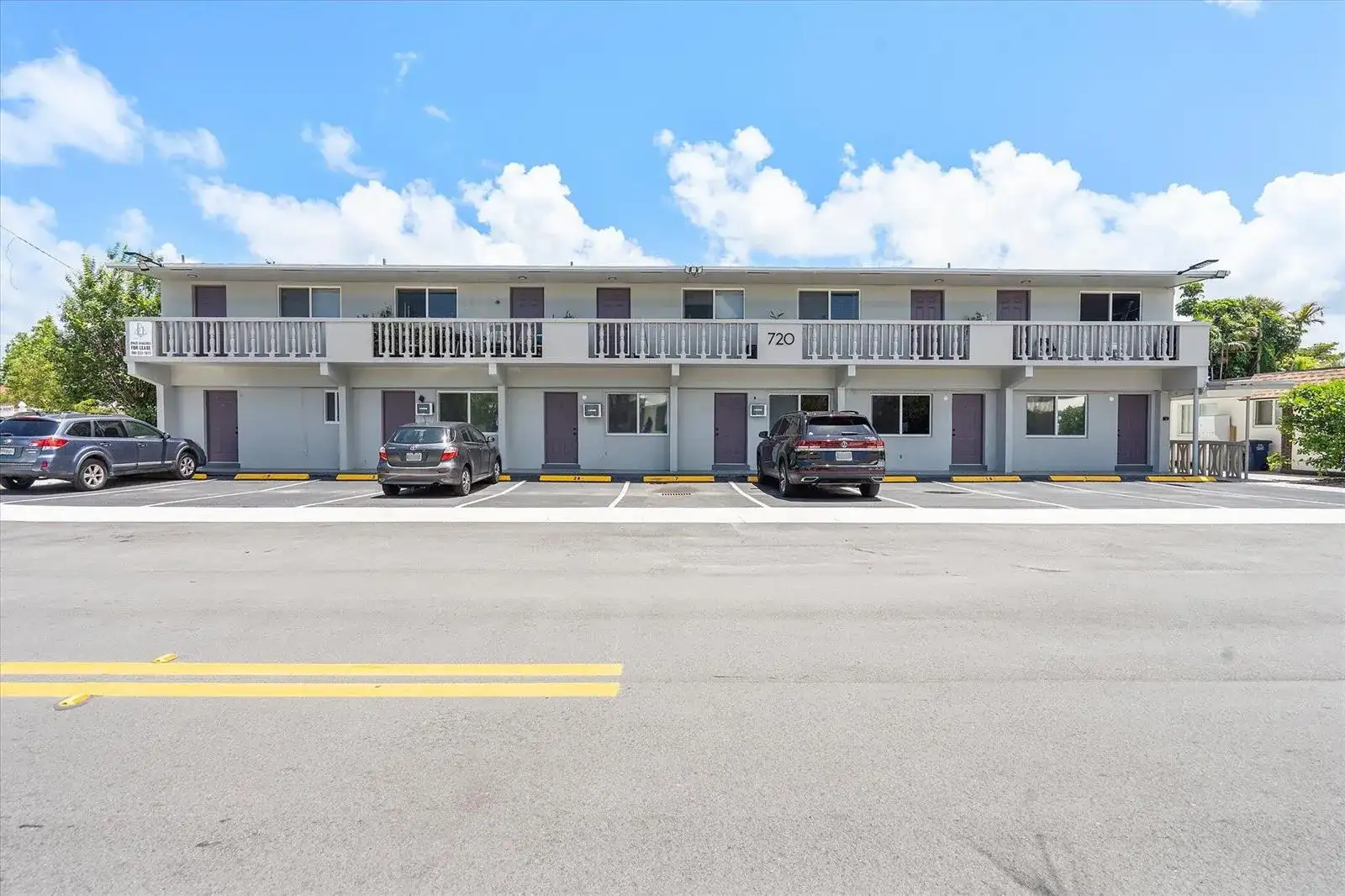 720 NE 7th Street # 8, Hallandale Beach FL 33009 photo 5