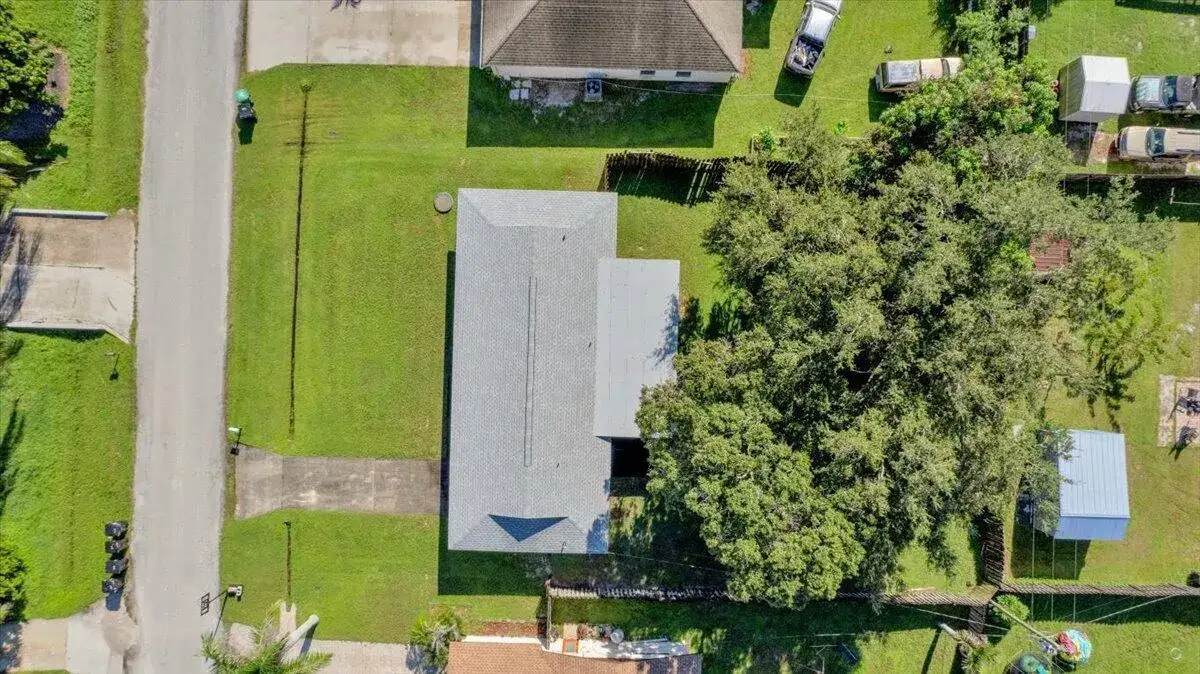 412 SE Dalva Avenue, Port St. Lucie FL 34984 photo 3