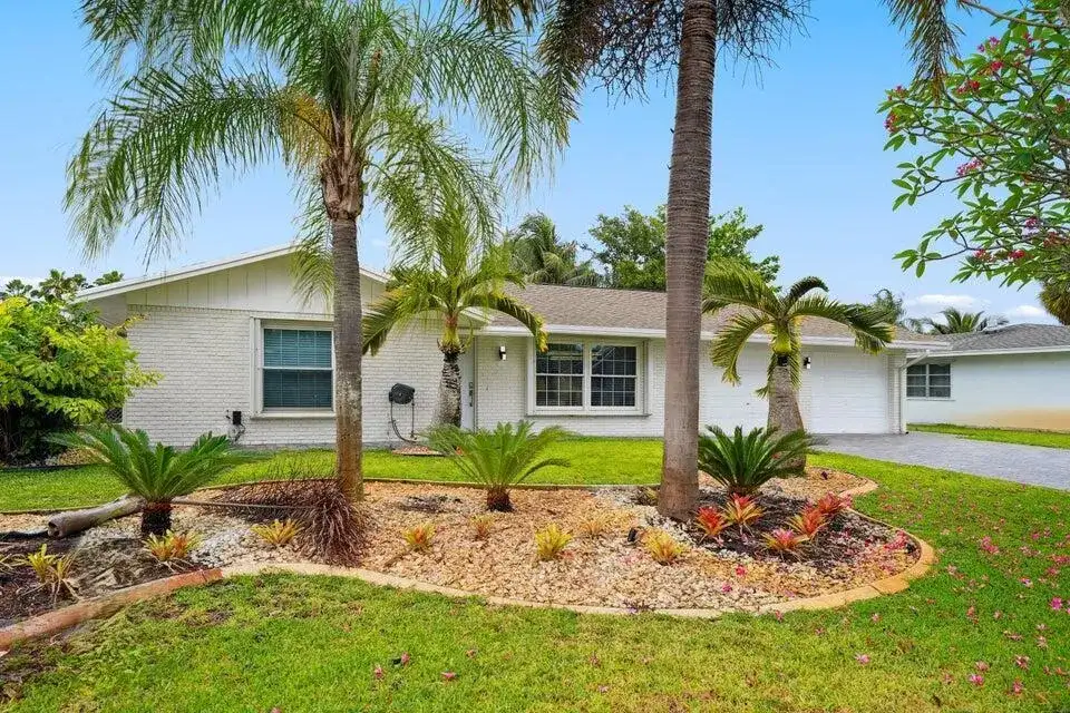 4091 Lakespur Circle N, Palm Beach Gardens FL 33410 photo 2