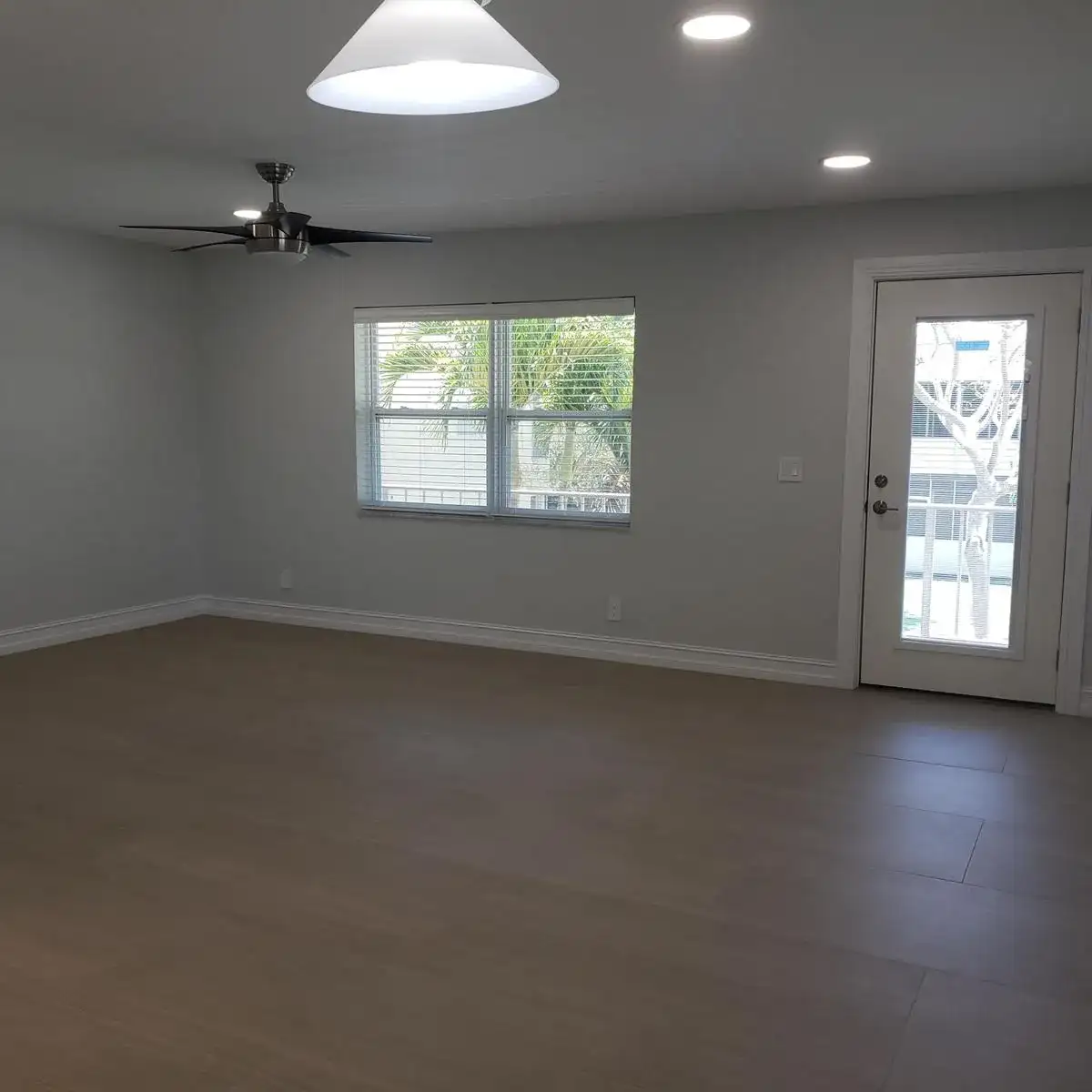 912 Flanders S, Delray Beach FL 33484 photo 3