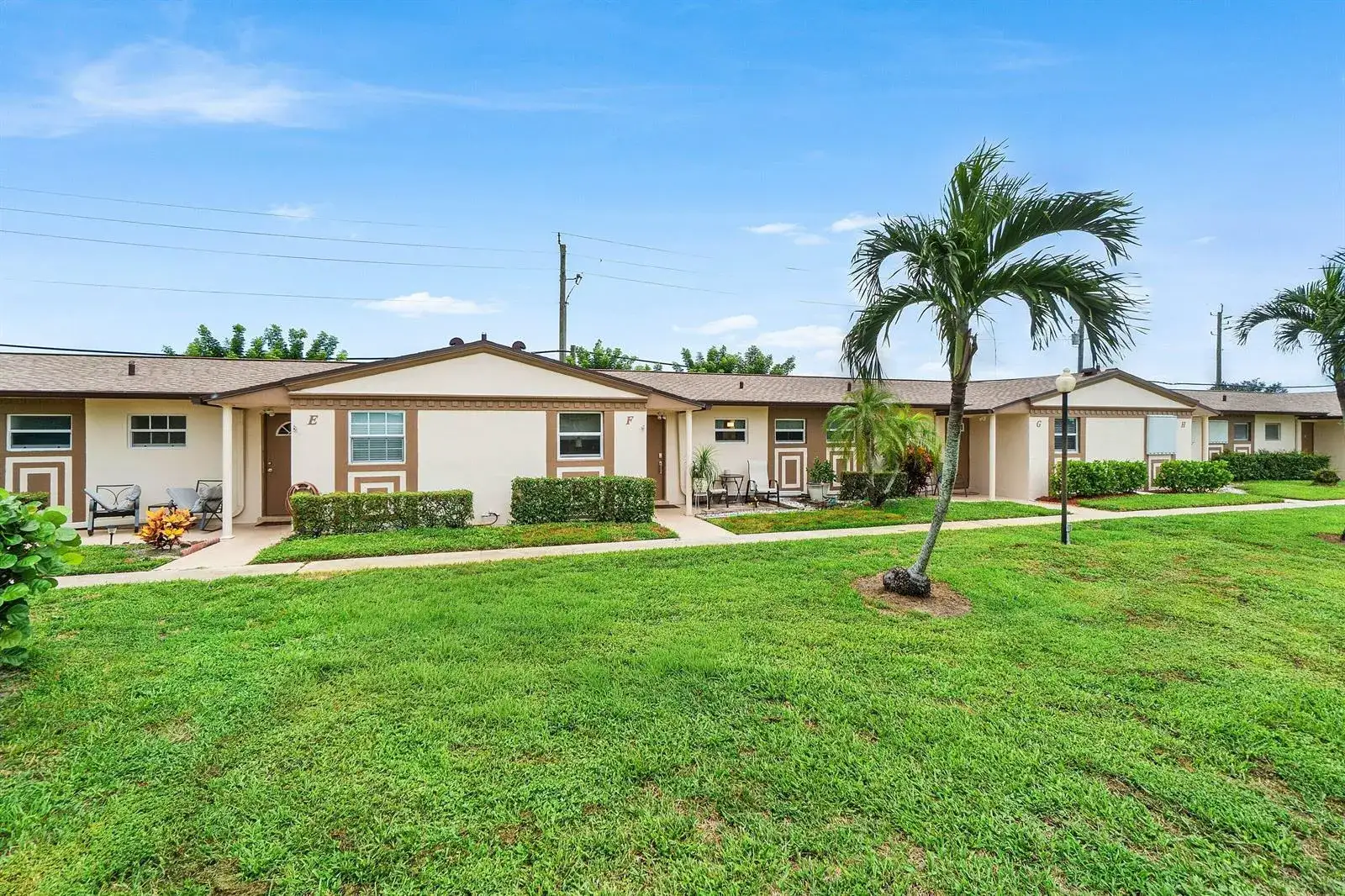 2883 CROSLEY Drive W # F, West Palm Beach FL 33415 photo 2