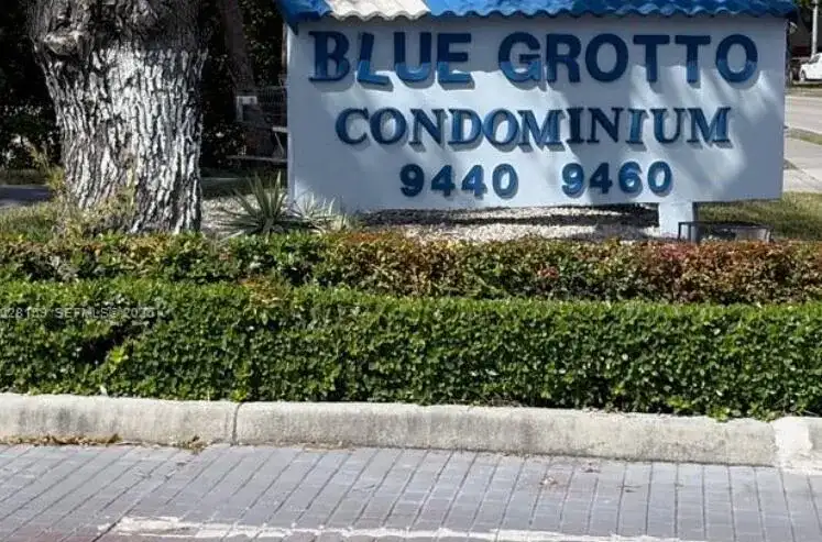 9460 FONTAINEBLEAU Boulevard # 324, Miami FL 33172