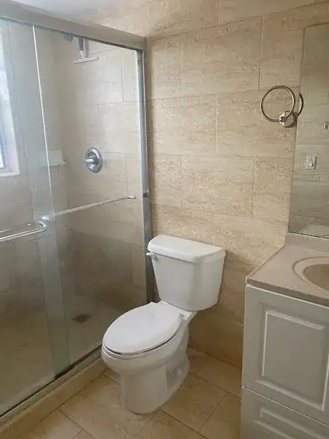 9460 FONTAINEBLEAU Boulevard # 324, Miami FL 33172 photo 3
