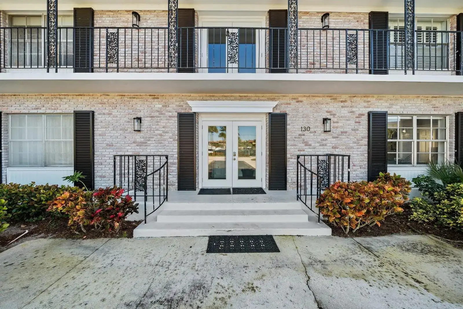 130 Yacht Club Drive # 2, North Palm Beach FL 33408 photo 2