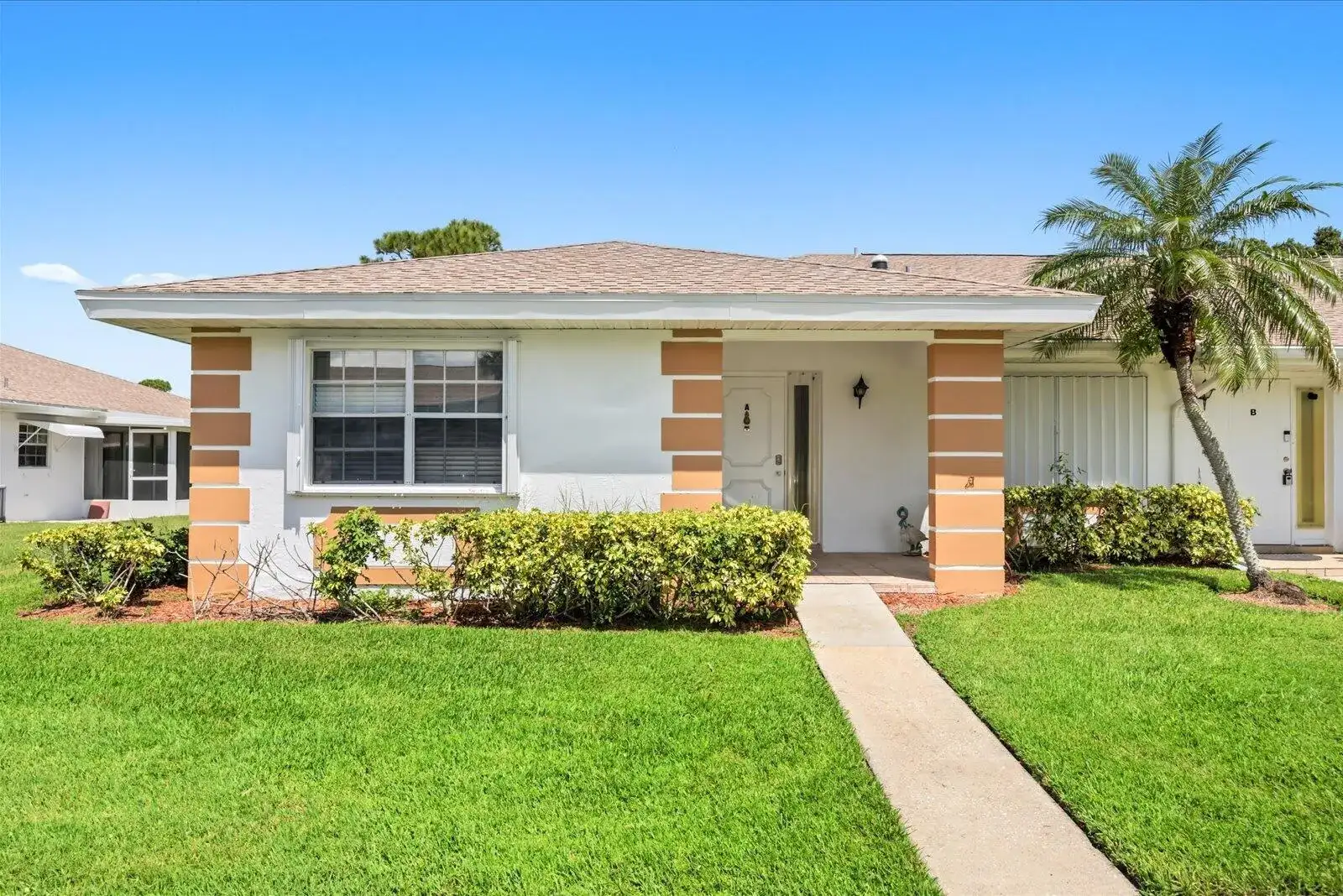 1218 S Lakes End Drive Apt a, Fort Pierce FL 34982 photo 2