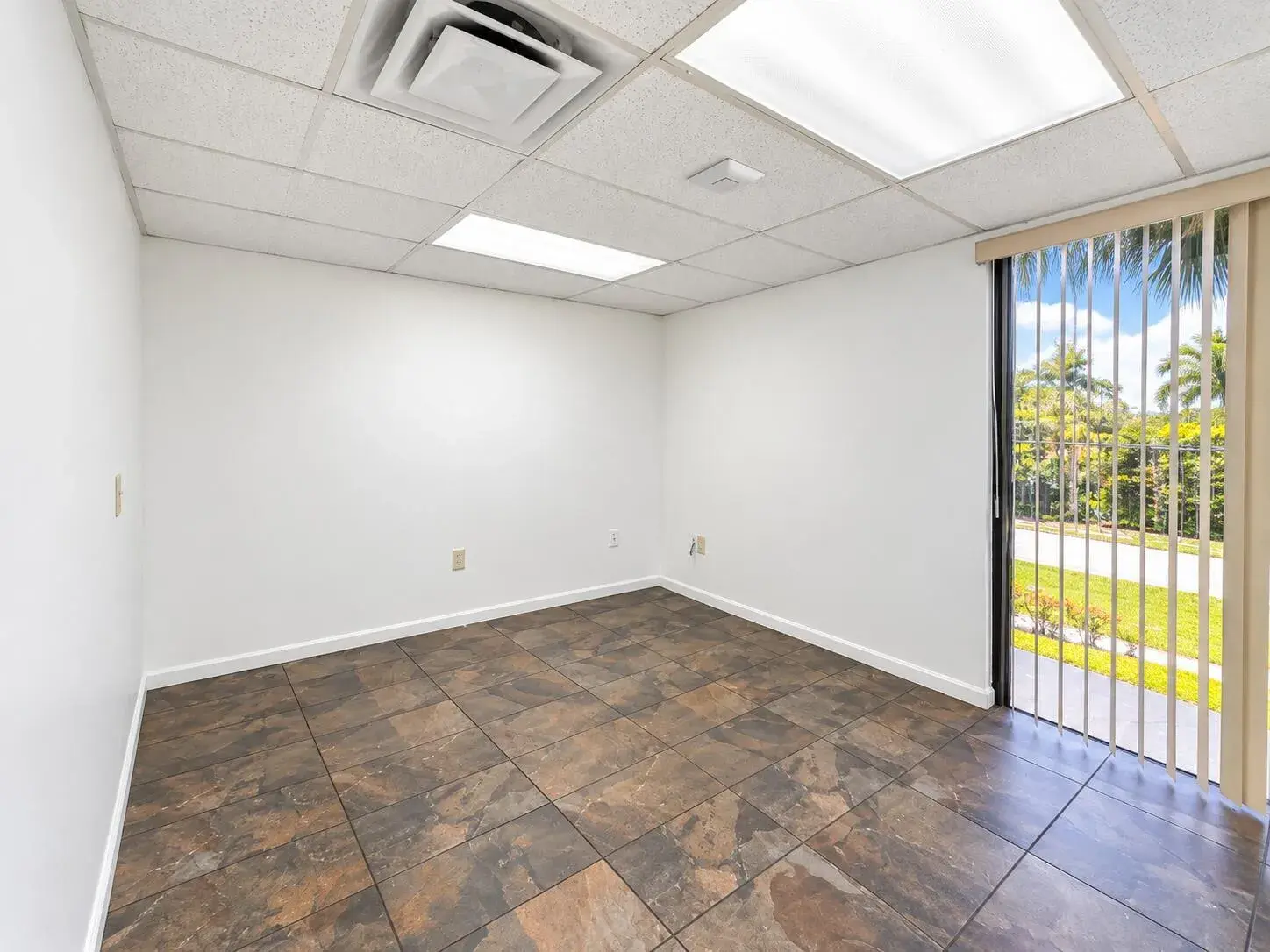 1111 Old Griffin Road, Dania Beach FL 33004