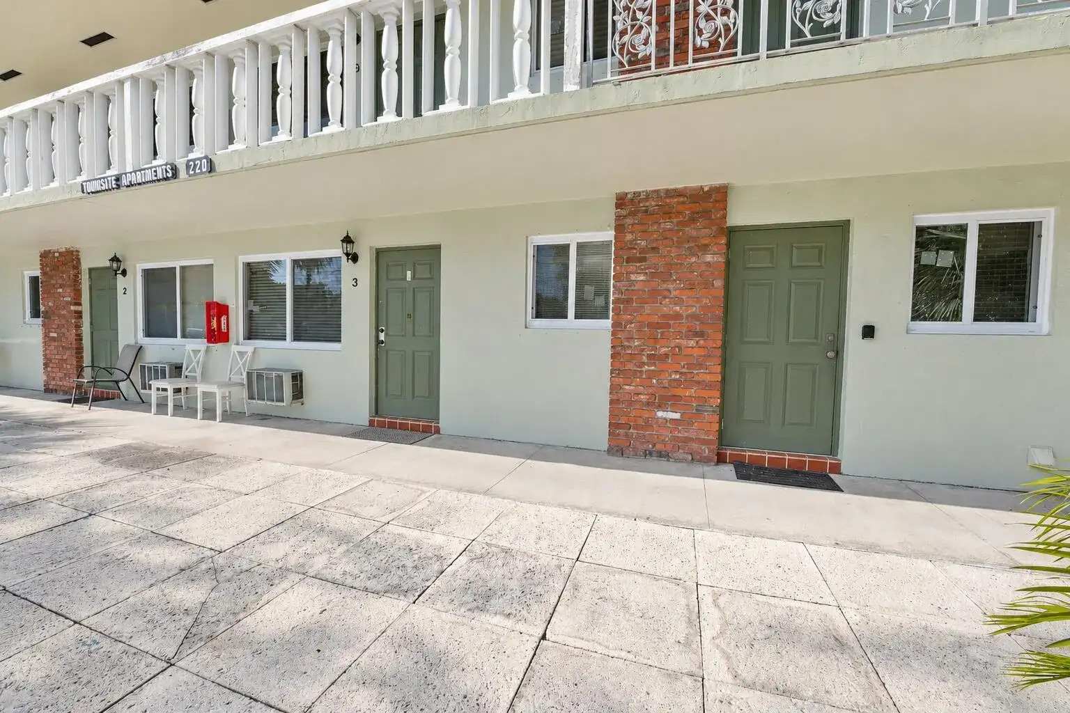 220 Lucerne Avenue # 3, FL 33460 photo 5