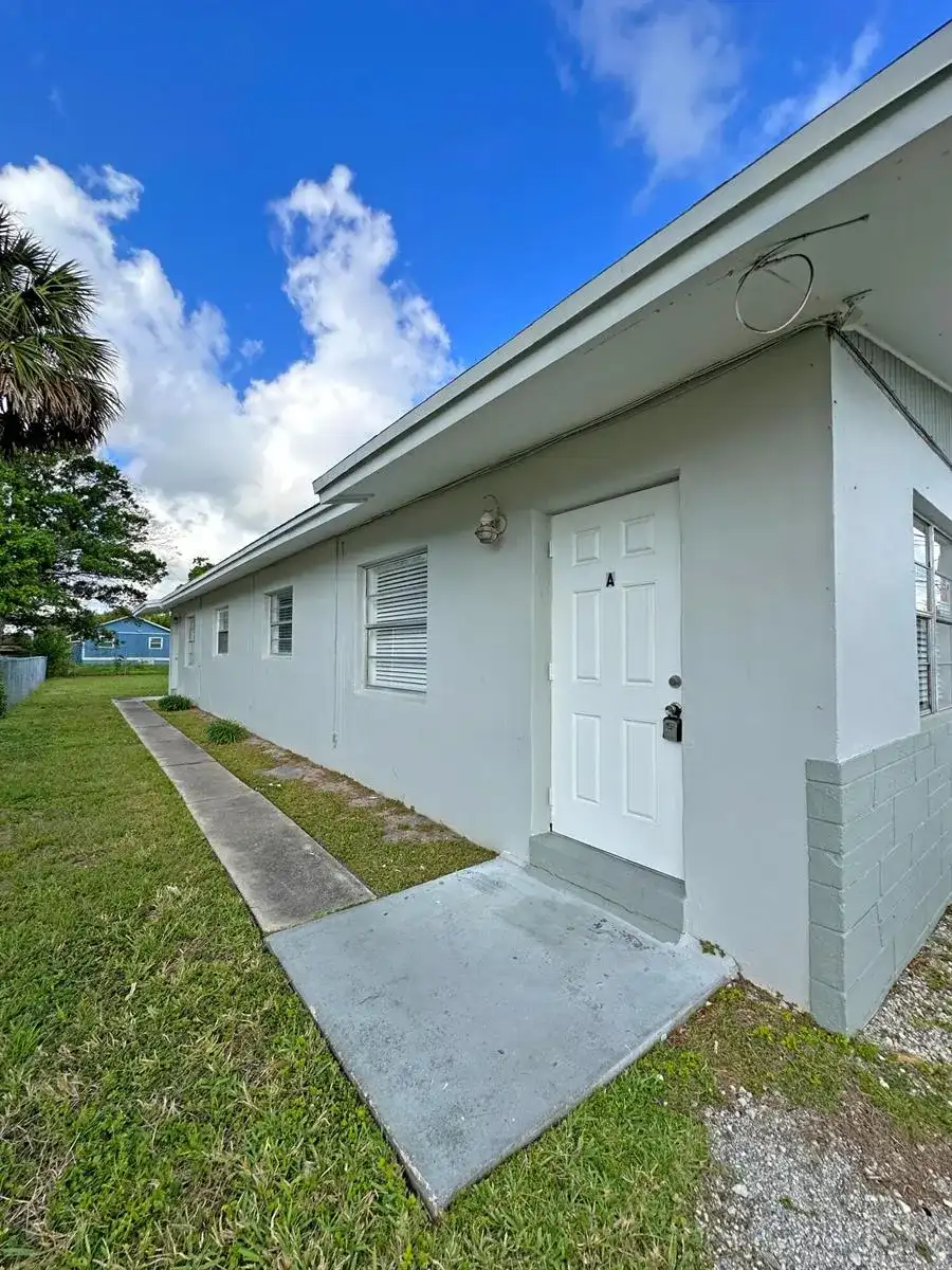 1107 N 21st Street Unit A, Fort Pierce FL 34950
