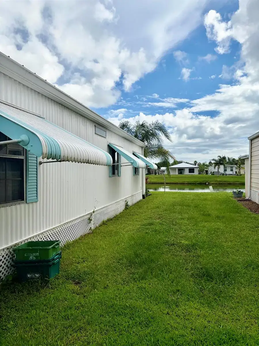 10 La Paloma Lane, Port St. Lucie FL 34952 photo 3