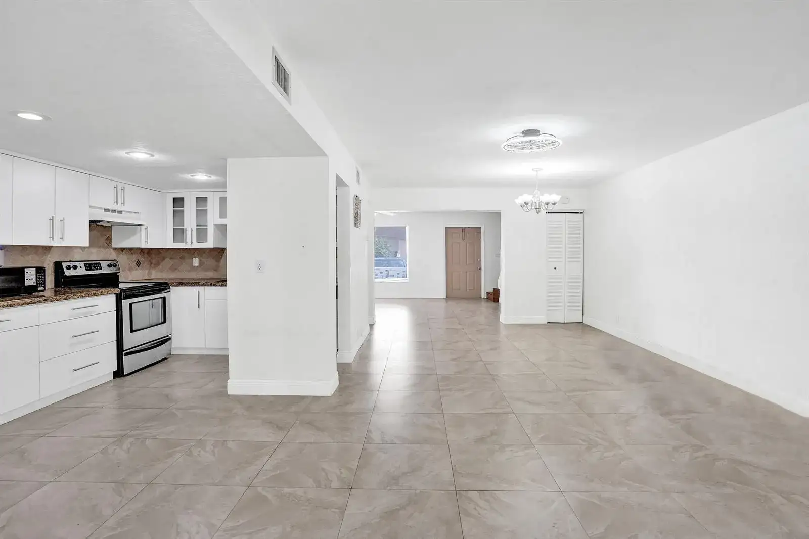 8091 NW 12TH Street # H, Margate FL 33063 photo 2