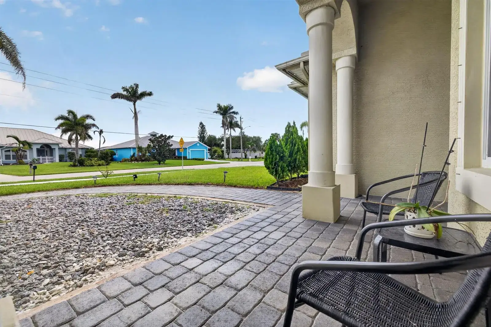 1402 SW ABINGDON Avenue, Port St. Lucie FL 34953 photo 5