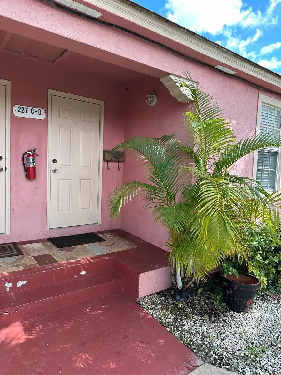 227 FORESTERIA Drive # D, Lake Park FL 33403 photo 2