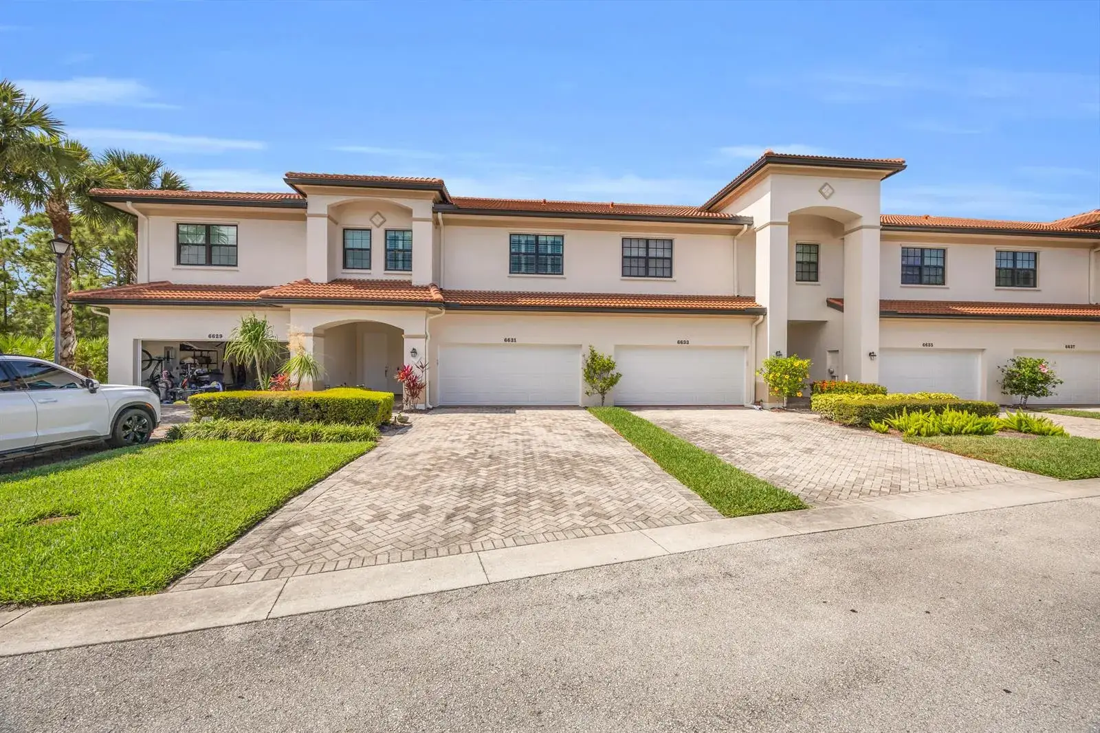 6631 SE Woodmill Pond Lane, Stuart FL 34997