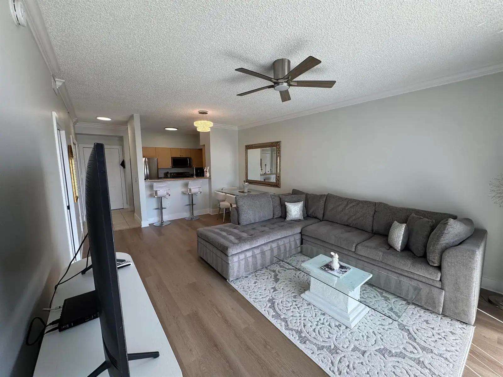 616 CLEARWATER PARK Road # 805, West Palm Beach FL 33401