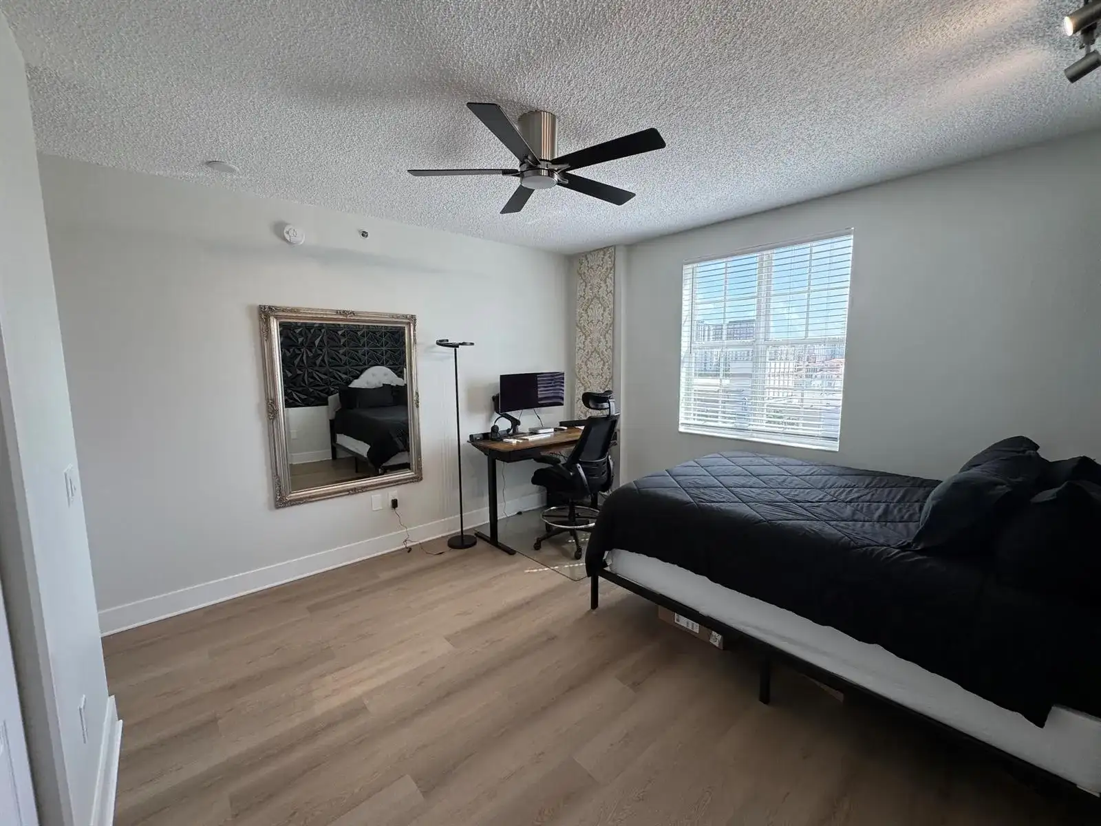 616 CLEARWATER PARK Road # 805, West Palm Beach FL 33401 photo 5
