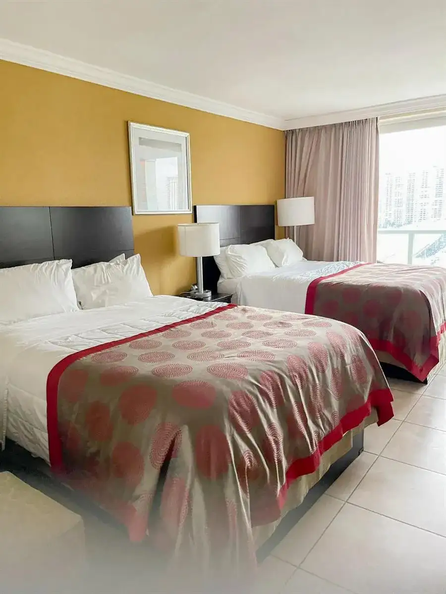 19201 Collins Avenue # 1034, Sunny Isles Beach FL 33160 photo 2