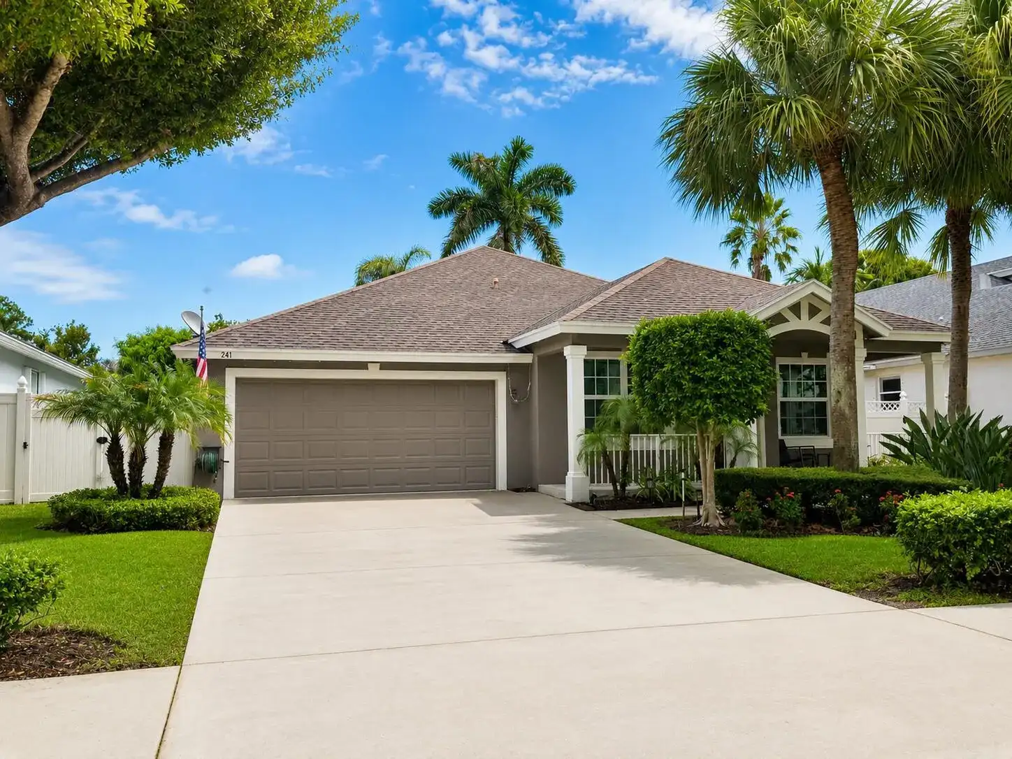 241 Clocktower Drive, Jupiter FL 33458 photo 3