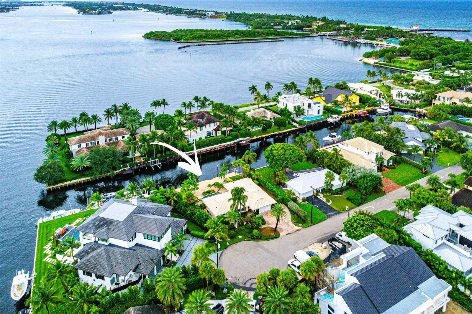 122 Marlin Drive, Ocean Ridge FL 33435 photo 2