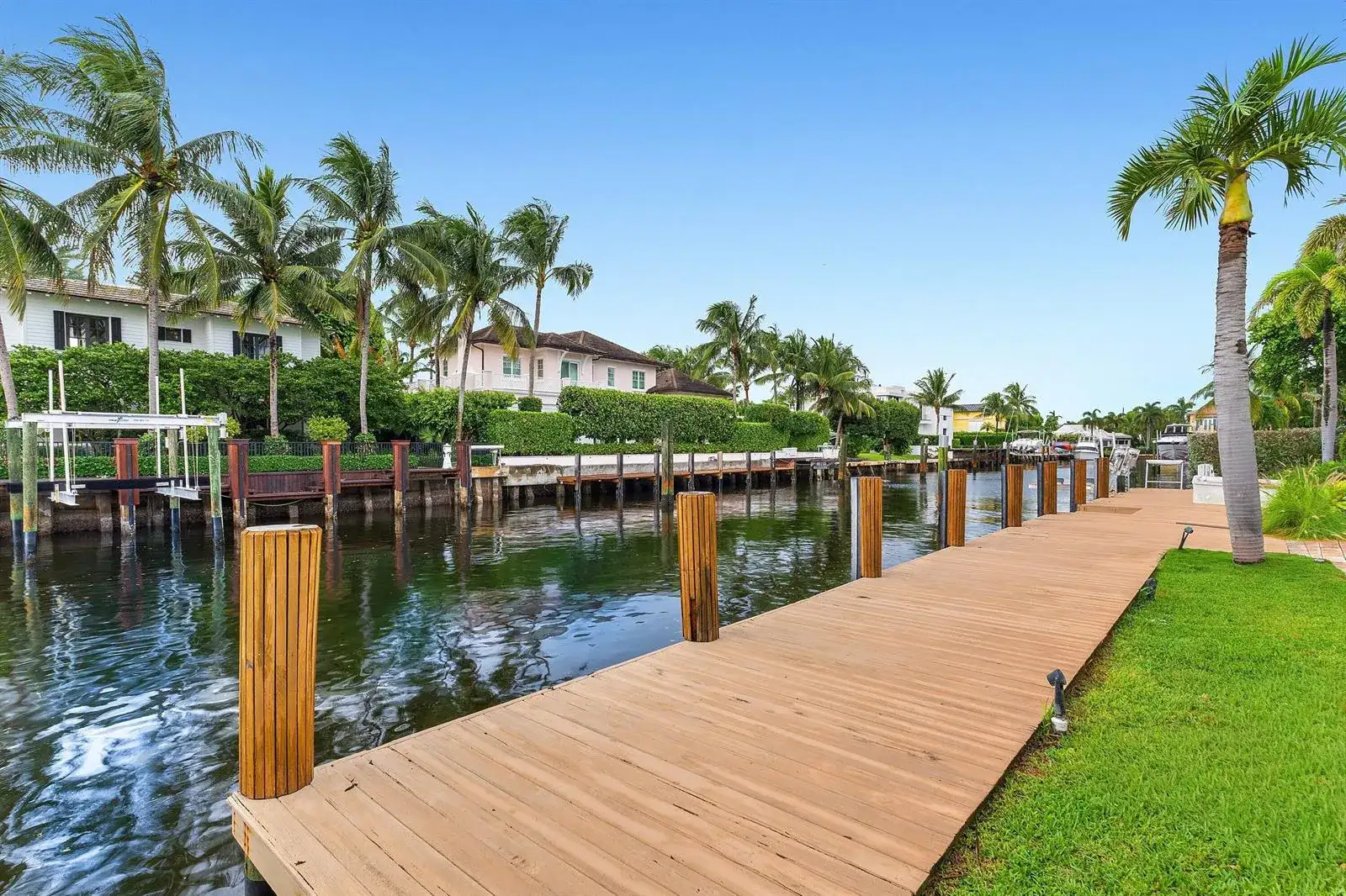 122 Marlin Drive, Ocean Ridge FL 33435 photo 4